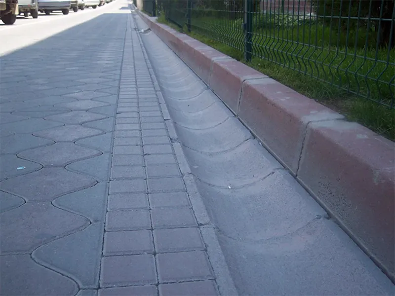 Rain Gutters and Water Channels